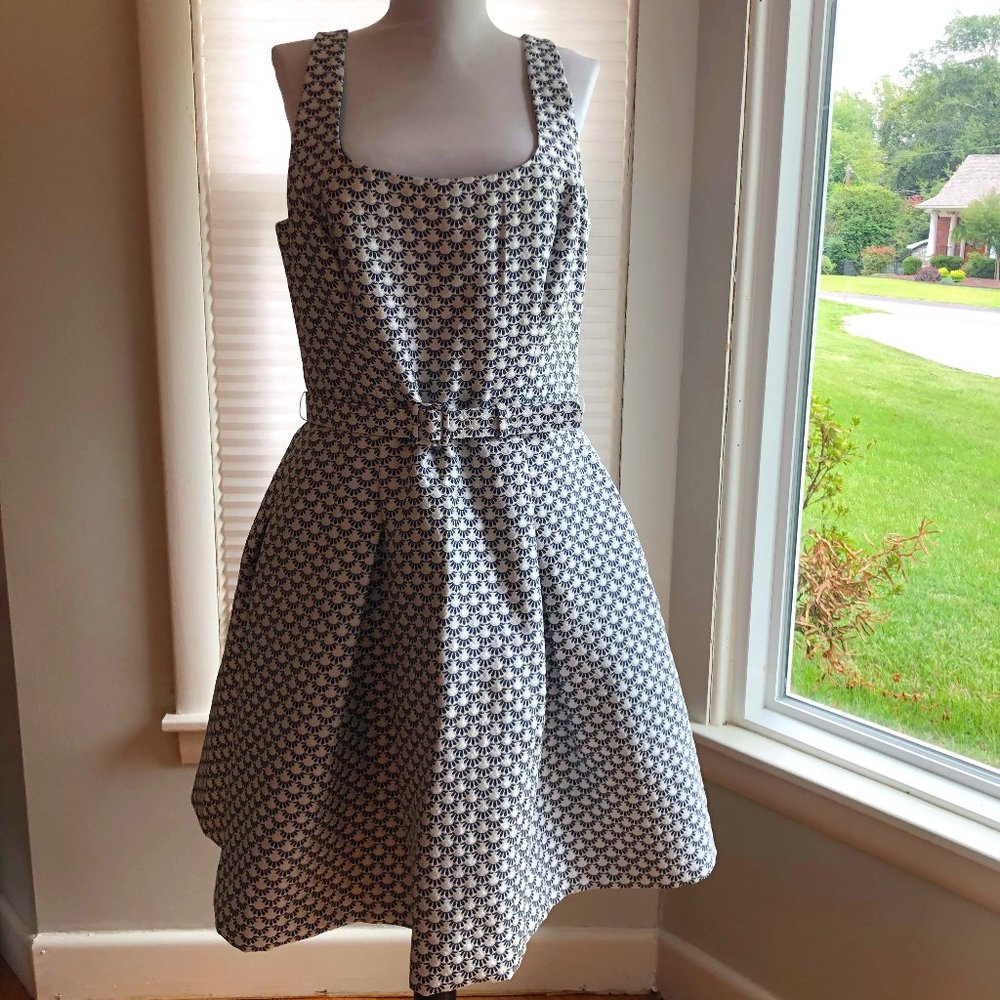 Navy Blue and White Scallop Pattern Sleeveless Dress by Gal Meets Glam in US 14